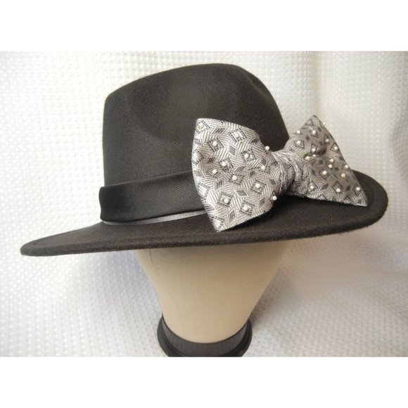 Boho Fedora woman's fancy big bow hat, Black fedora with grey and black beaded h - Picture 4 of 5